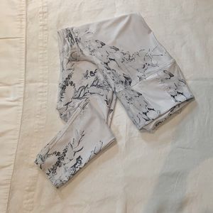 Carbon 38 Floral Leggings